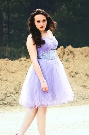 A-line Sweetheart Knee Length Tulle Rhinestone Prom Dress