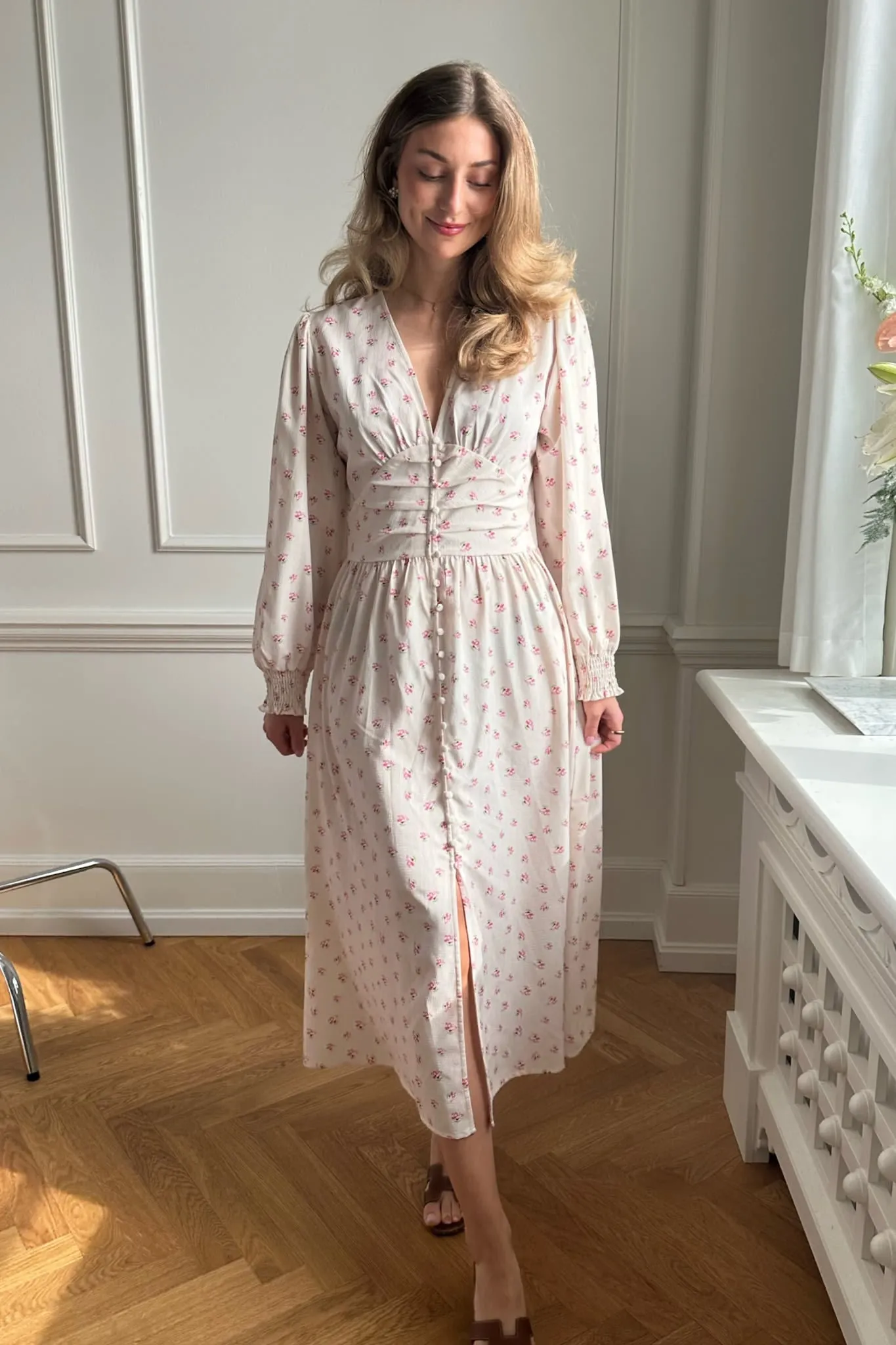AdelIC Lang Kjole - Beige Pink Blomsterprint