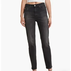AG Saige High-Rise Ankle Straight Jeans Black Wash 6 Years‎ Catalyst 31