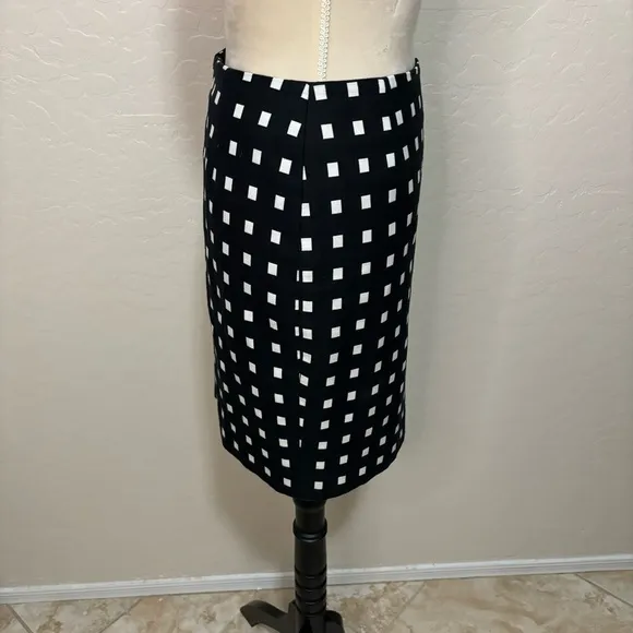 Akris Punto Black White Checkered Square Print Pencil Skirt Careerwear Office 2