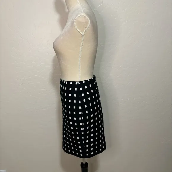 Akris Punto Black White Checkered Square Print Pencil Skirt Careerwear Office 2