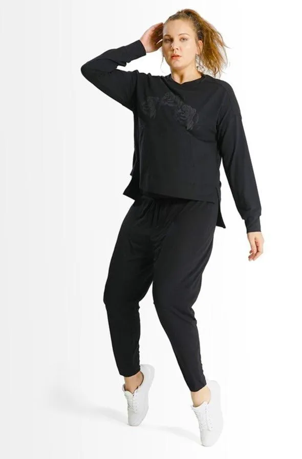 Amara Boxy Crew // Black