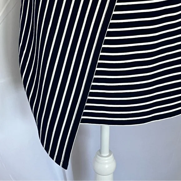 Anthropologie Hutch Chauncey Asymmetric Striped Skirt Navy Blue w/White Size 2