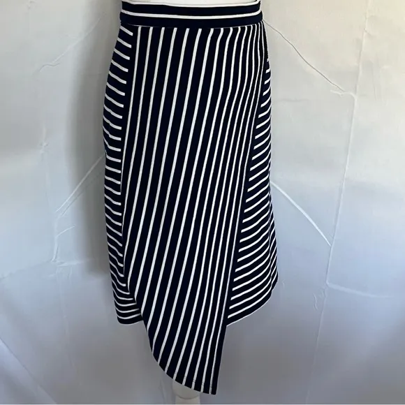 Anthropologie Hutch Chauncey Asymmetric Striped Skirt Navy Blue w/White Size 2