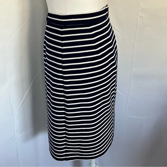 Anthropologie Hutch Chauncey Asymmetric Striped Skirt Navy Blue w/White Size 2