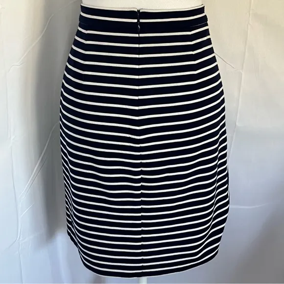 Anthropologie Hutch Chauncey Asymmetric Striped Skirt Navy Blue w/White Size 2