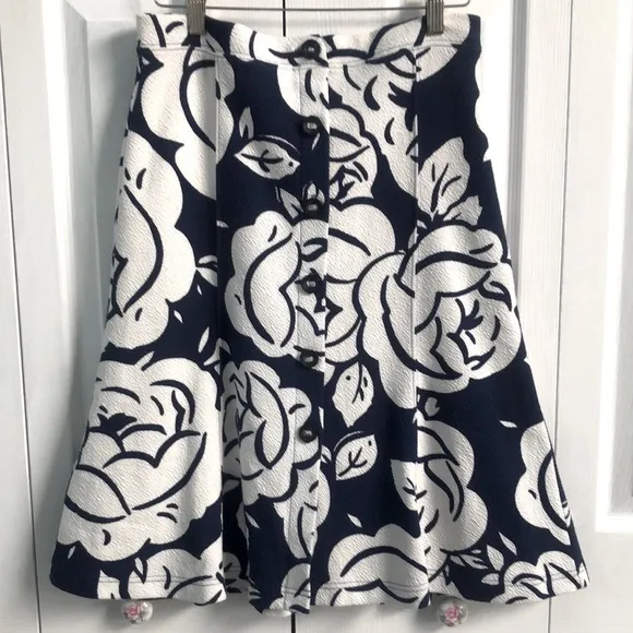 Anthropologie Maeve Amiens White and Blue Floral Flounce Midi Skirt Small