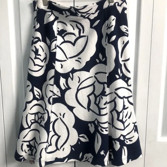 Anthropologie Maeve Amiens White and Blue Floral Flounce Midi Skirt Small