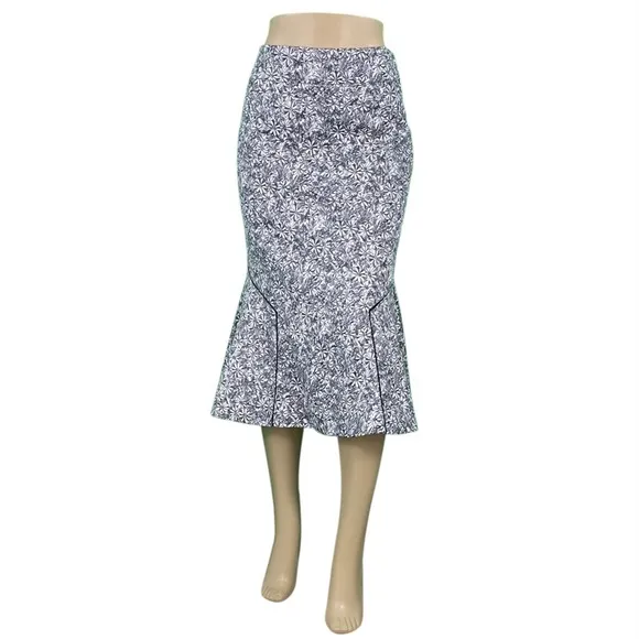 Anthropologie Maeve Jacquard Boho Daisy Floral Midi Length Mermaid Trumpet Skirt