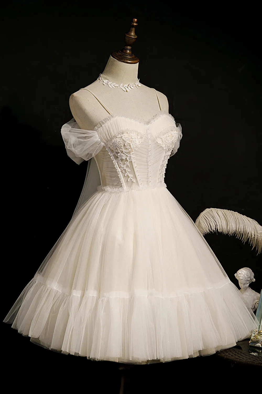 Cute Spaghetti Strap Tulle Short Homecoming Dresses