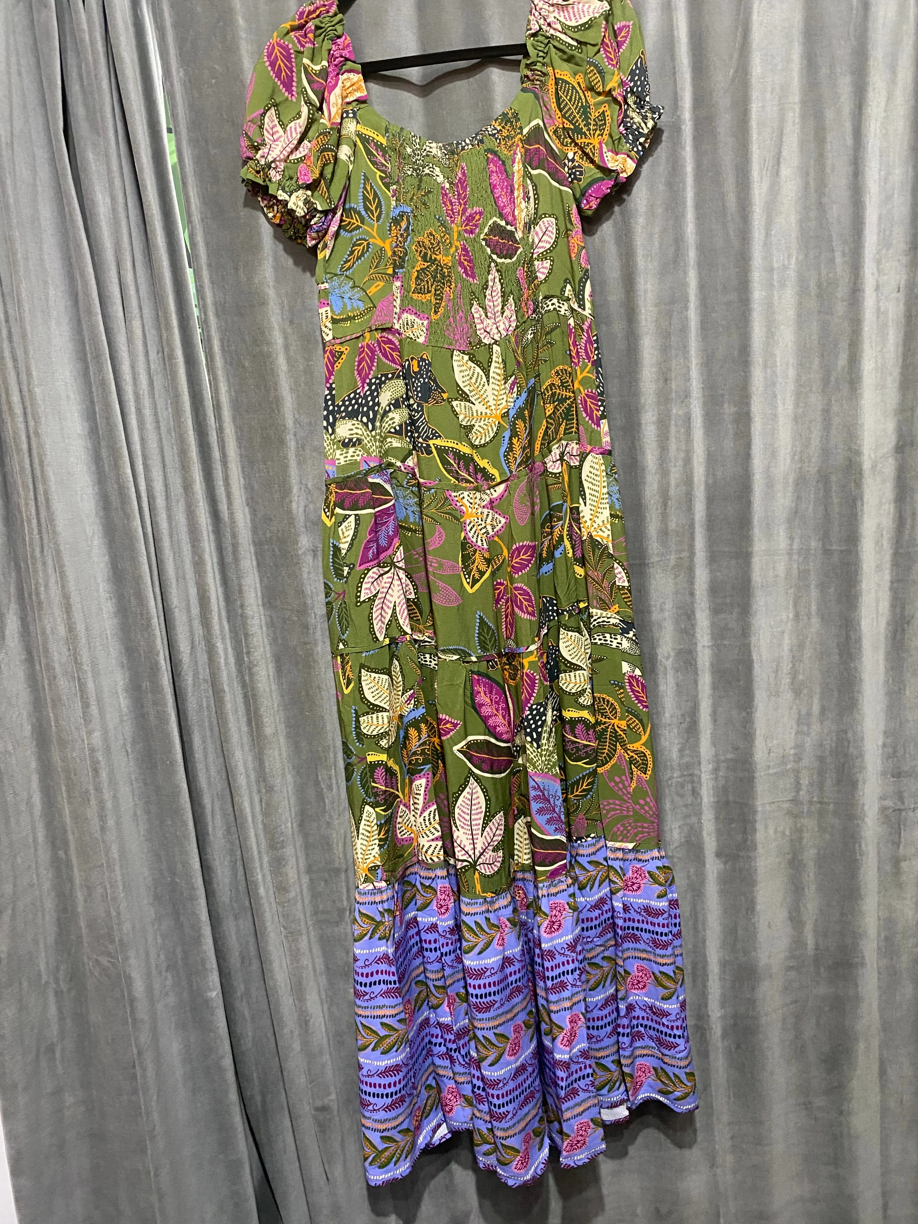 FARM RIO Dark GReen 'Wild Jungle green Midi Creset Dress'