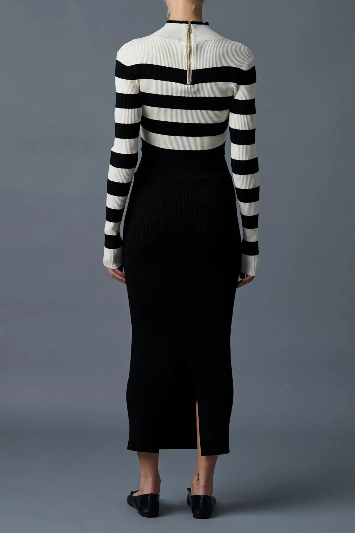 Greet Me Knit Skirt in Black