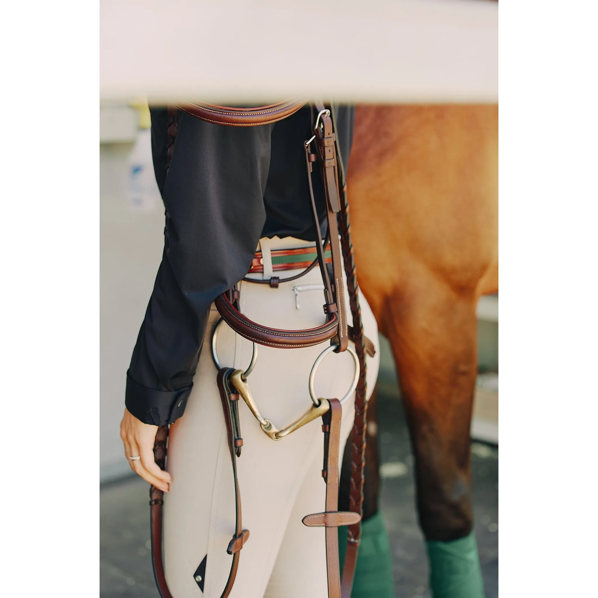 Jessica | The Classic Button Down | Black Beauty