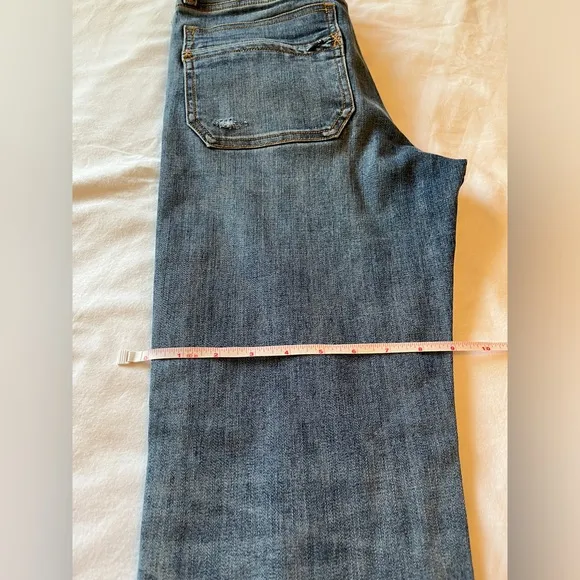 Joie Women’s Jeans Sample Size 4, Straight Leg Trousers, Medium Wash Size 4 NWOT