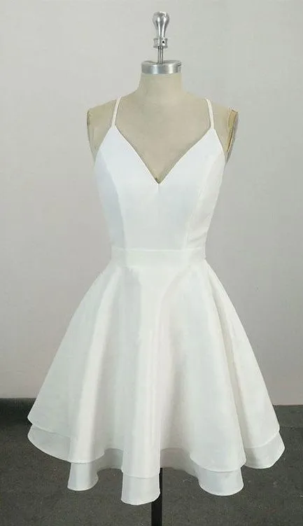 Knee Length Spaghetti Straps White Homecoming Dress