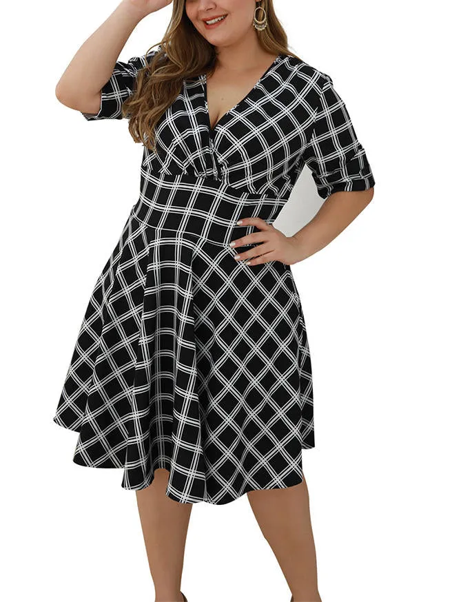 Large Size Women's Autumn Plaid V-neck Large Dress