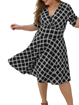 Large Size Women's Autumn Plaid V-neck Large Dress