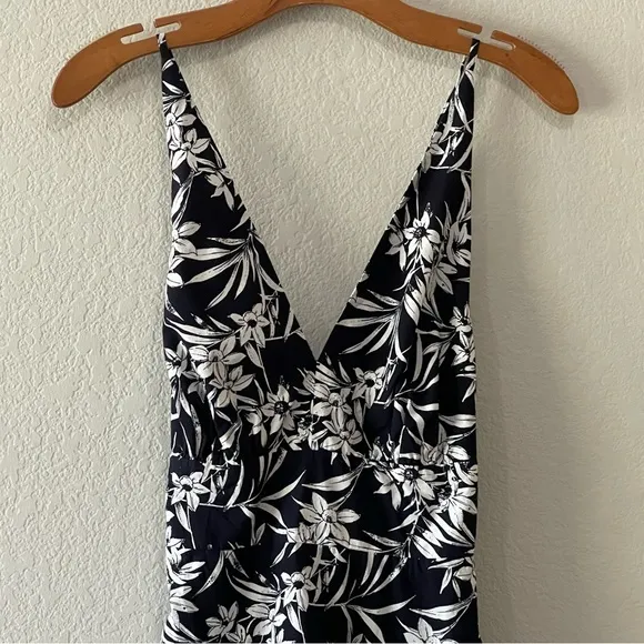 Madewell NWT Deep V-Nexkline Halter Midi Dress in Poplin Size 4 in Deep Indigo