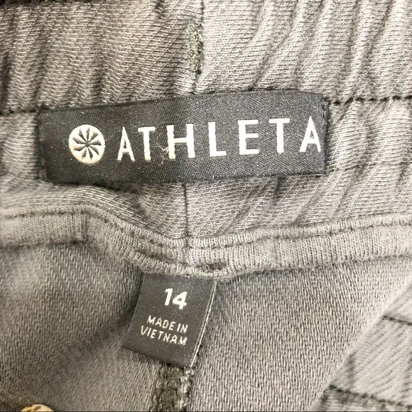 NWT Athleta Farallon Skirt, Grey, Size 14