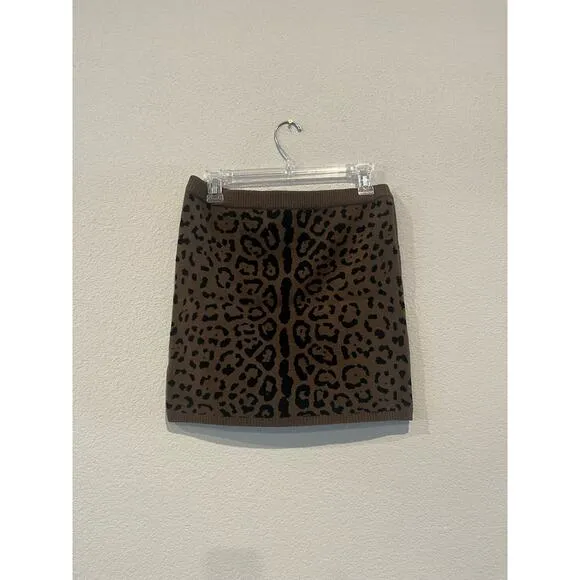 NWT SER.O.YA Women's Leopard Printed Skirt Stretchy Size Medium Cheetah Jacquard