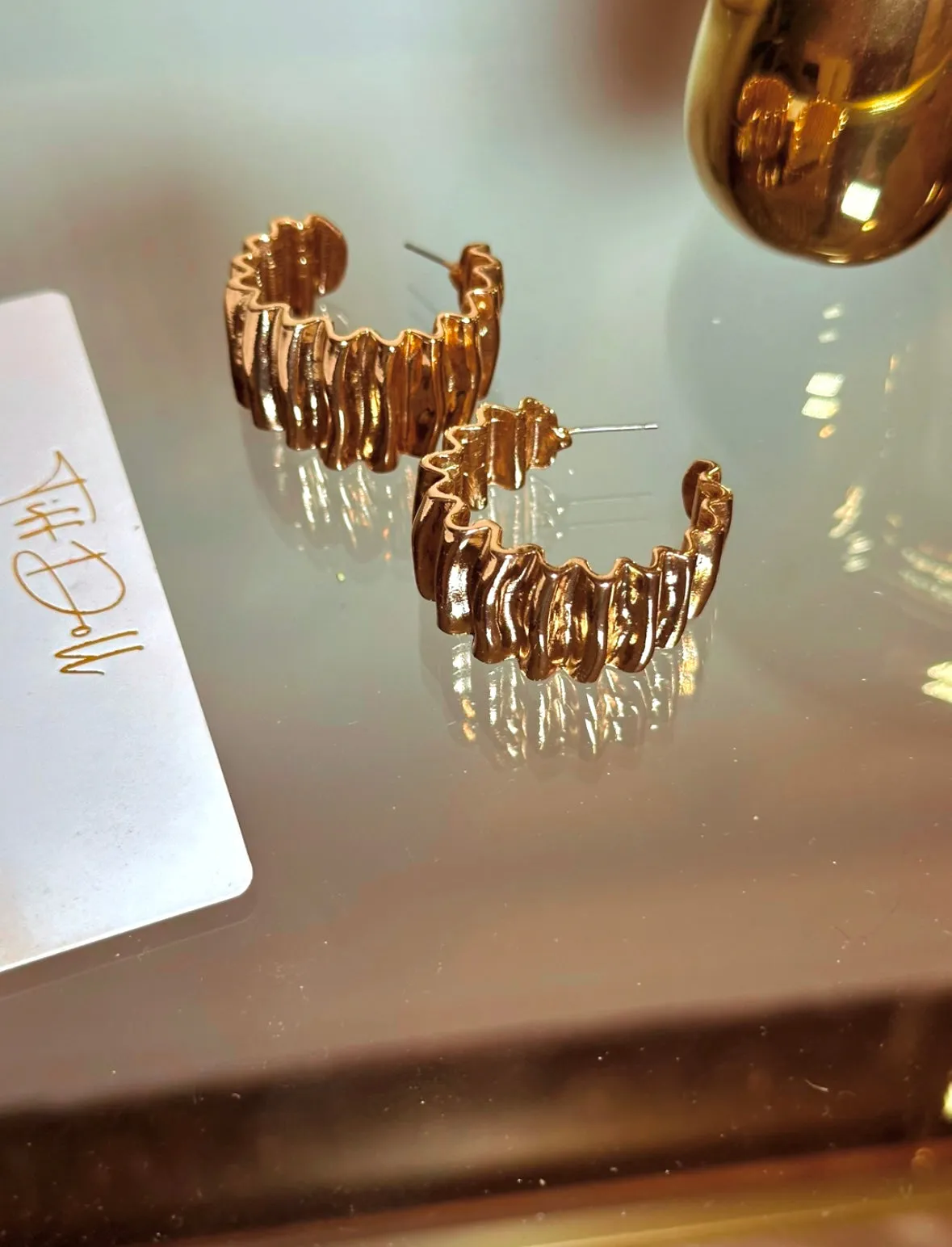 Reservations at 8 Gold Earrings