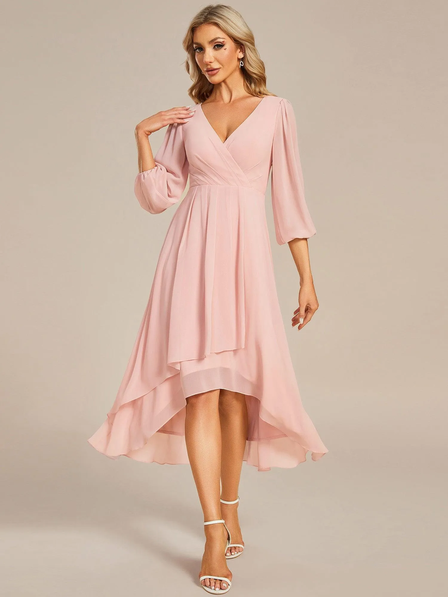 Robe invité de mariage mi-longue manches longues ourlet asymétrique