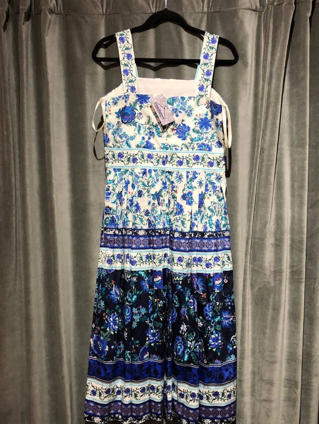 Shoshanna Floral Patterened Sleeveless Pleated Midi Dress