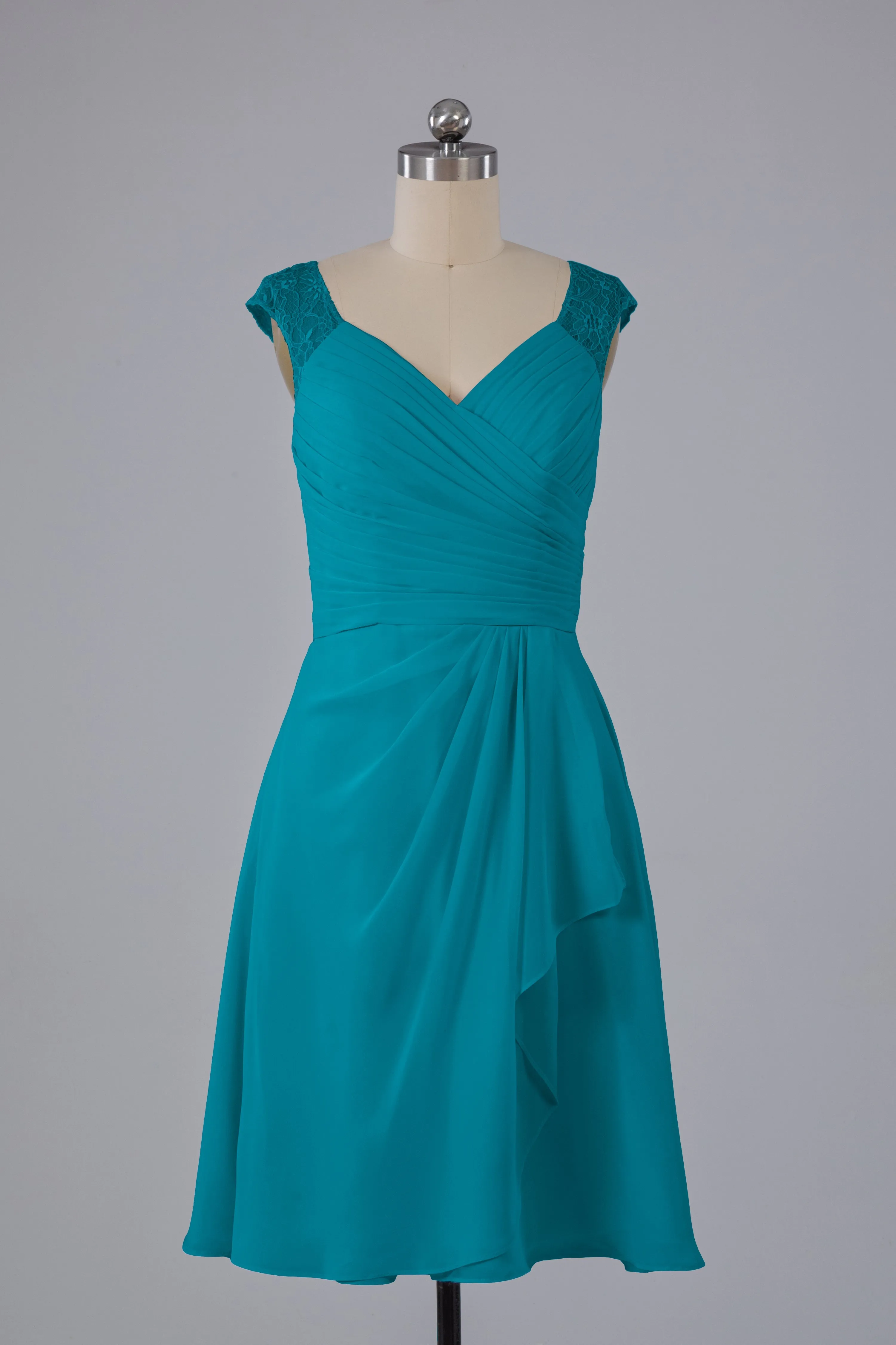 Simple Knee Length V-Neck Chiffon Bridesmaid Dresses