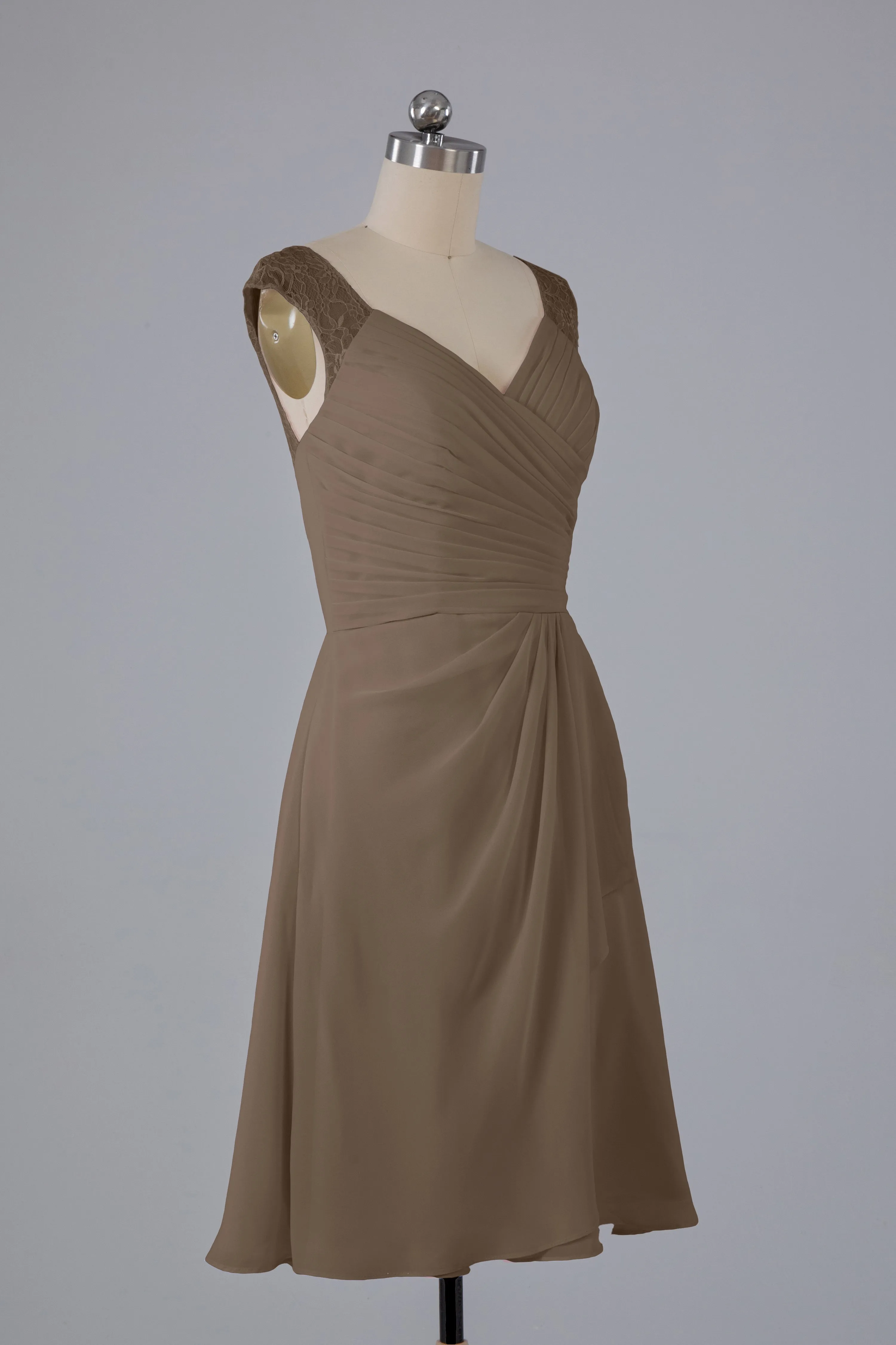 Simple Knee Length V-Neck Chiffon Bridesmaid Dresses
