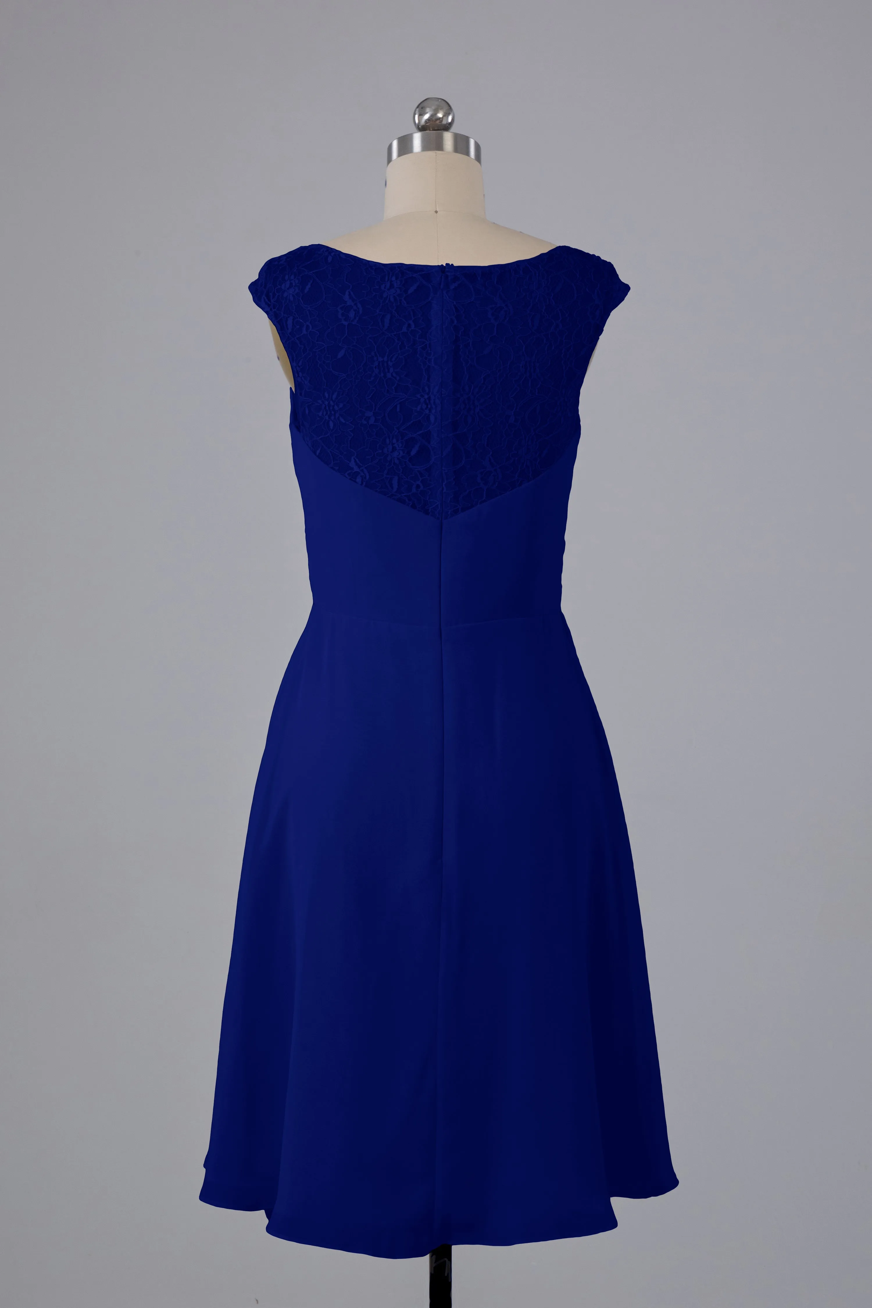 Simple Knee Length V-Neck Chiffon Bridesmaid Dresses