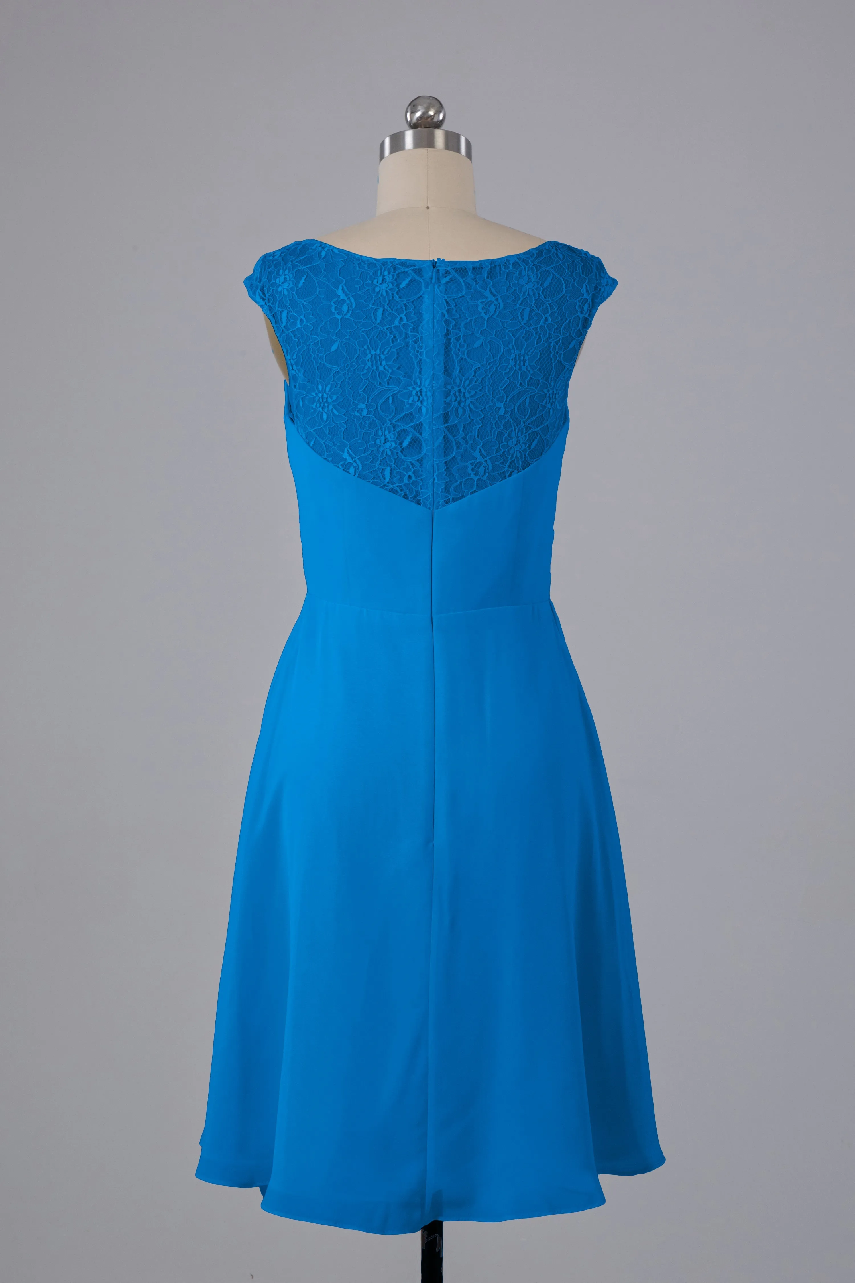 Simple Knee Length V-Neck Chiffon Bridesmaid Dresses