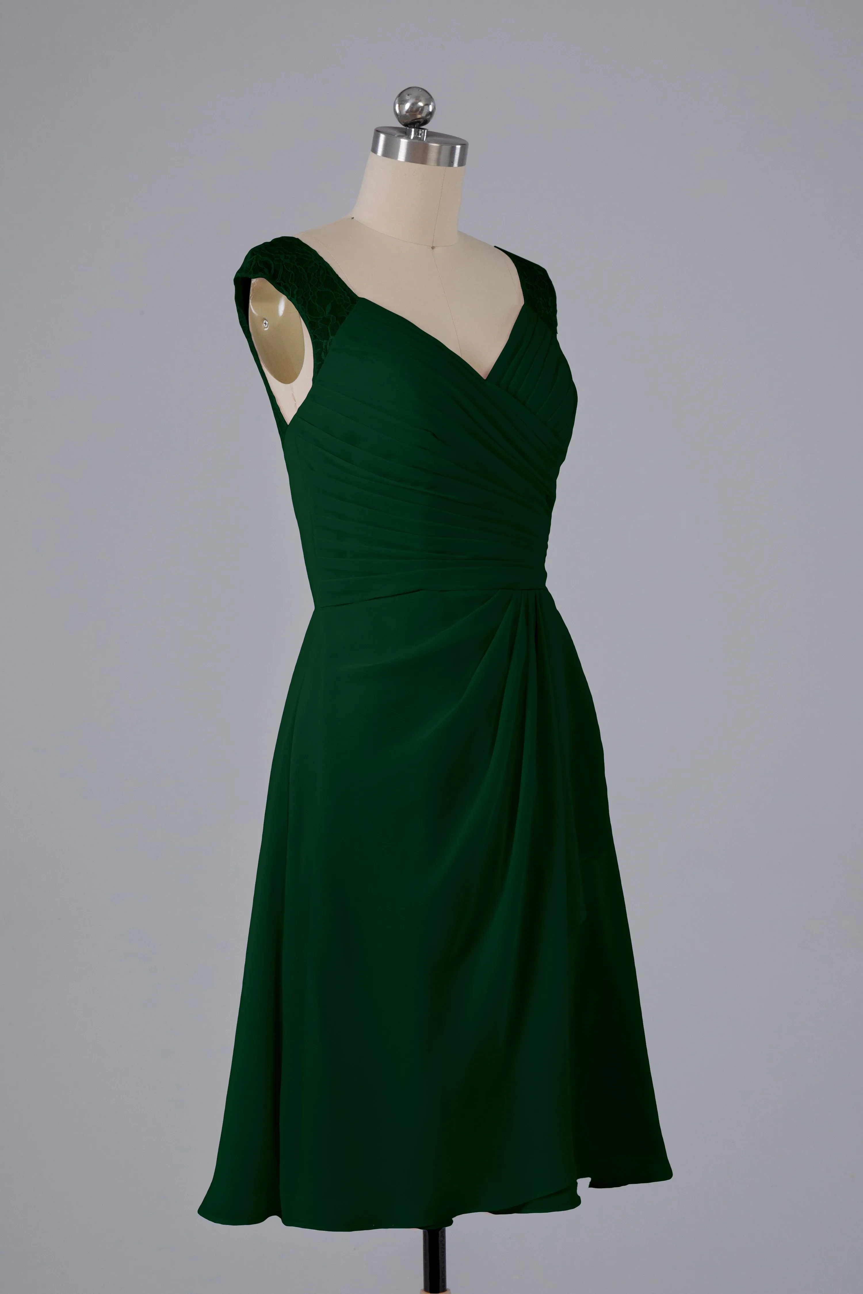 Simple Knee Length V-Neck Chiffon Bridesmaid Dresses