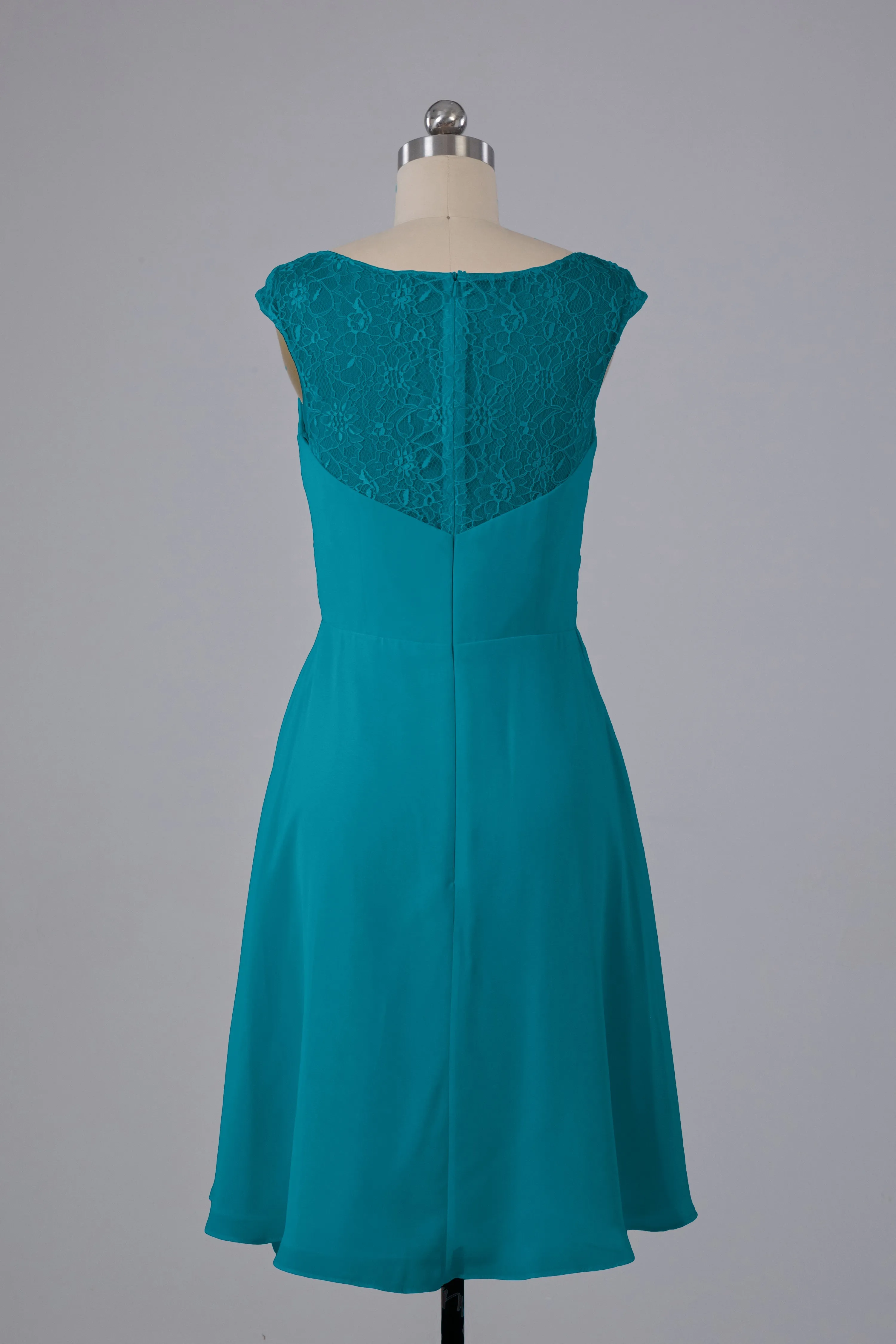 Simple Knee Length V-Neck Chiffon Bridesmaid Dresses