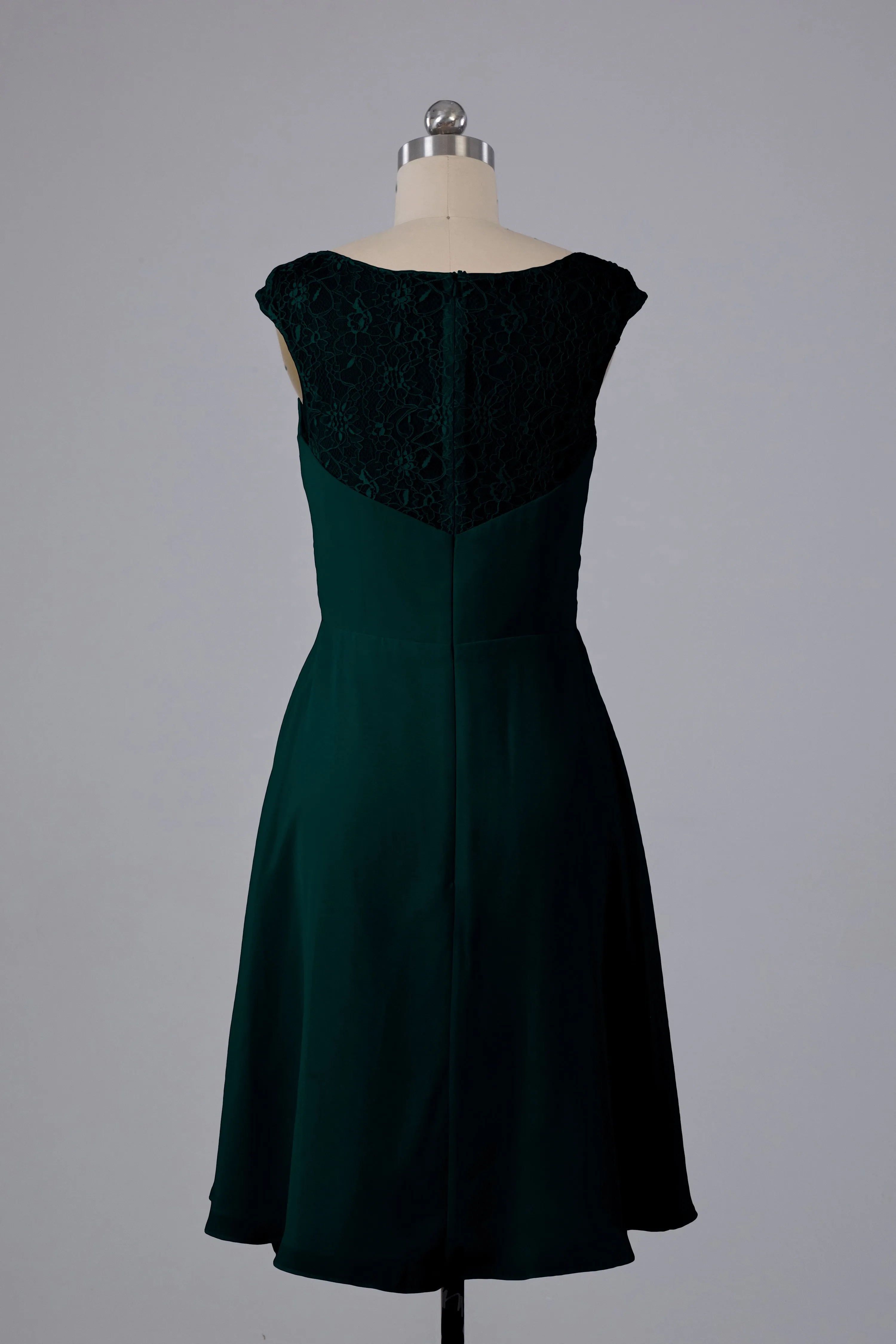 Simple Knee Length V-Neck Chiffon Bridesmaid Dresses