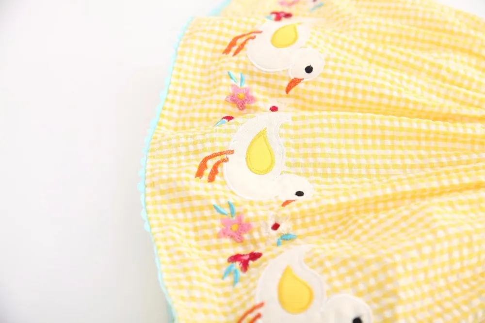 Sleeveless Yellow Dress Duck Pattern