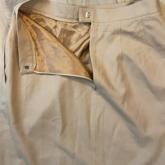 Vintage 1990’s Talbots wool lined skirt women’s size 8 slit midi tan khaki beige