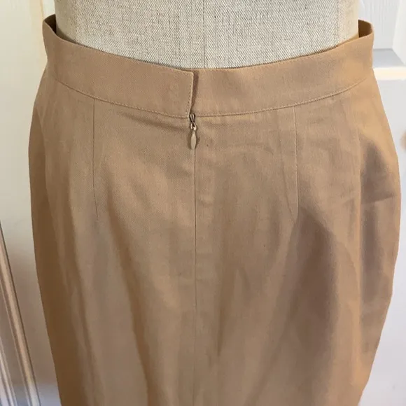 Vintage 1990’s Talbots wool lined skirt women’s size 8 slit midi tan khaki beige