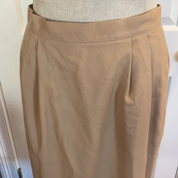 Vintage 1990’s Talbots wool lined skirt women’s size 8 slit midi tan khaki beige