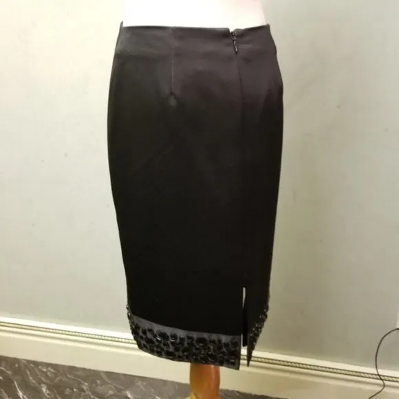 White House Black Market beaded pencil skirt size 0 (Q3)