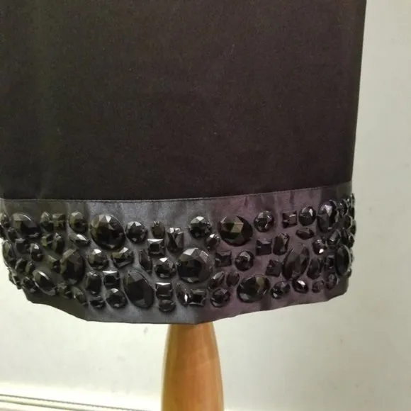 White House Black Market beaded pencil skirt size 0 (Q3)