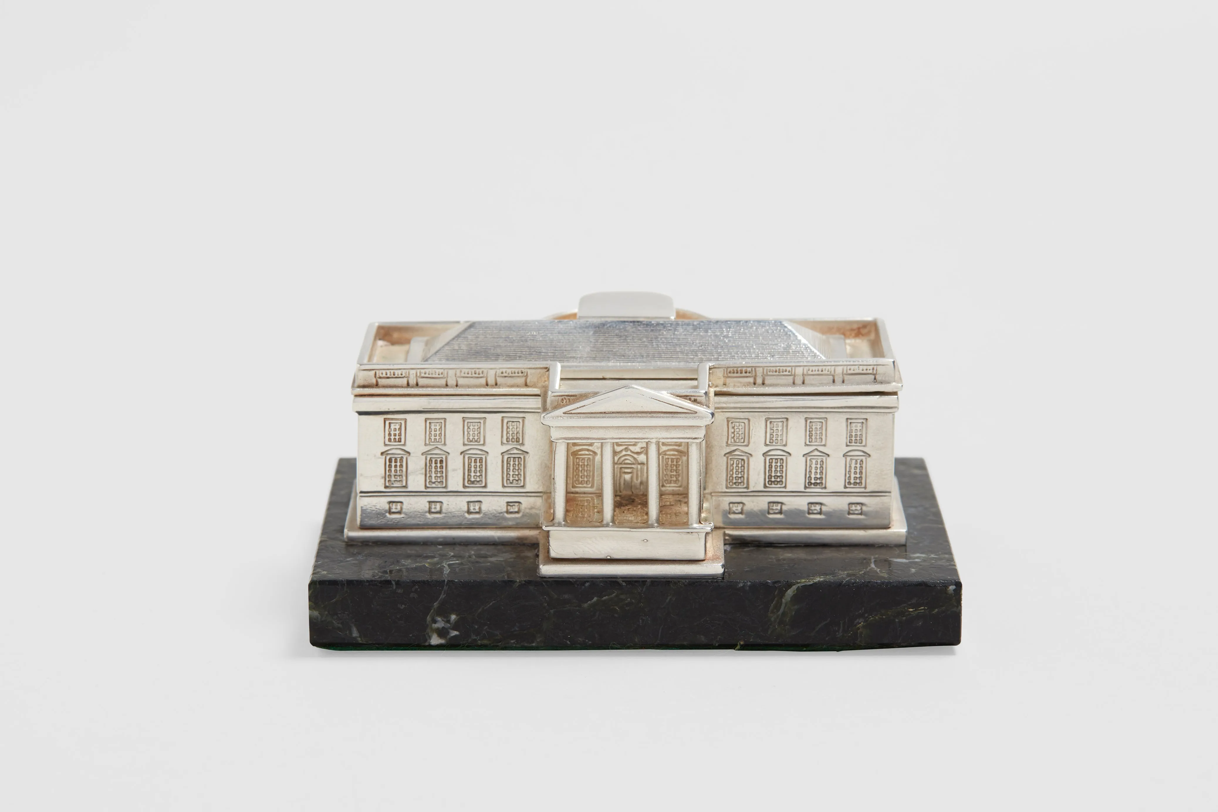 White House Desk Model