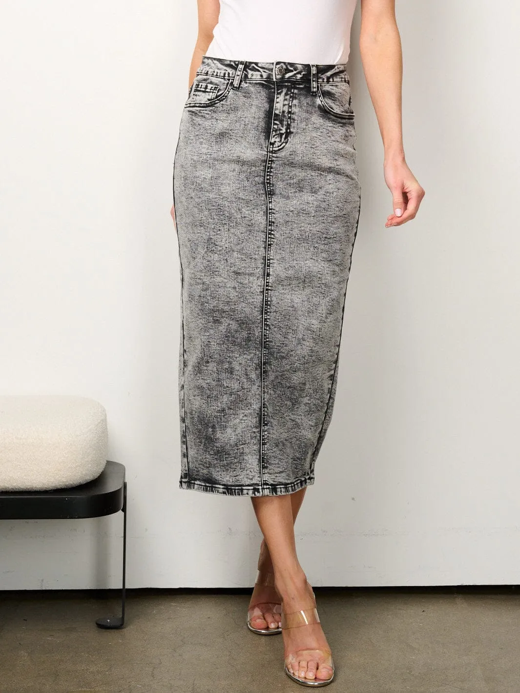 WOMEN'S BUTTON CLOSURE POCKETS WASHED SLIT MIDI DENIM SKIRT